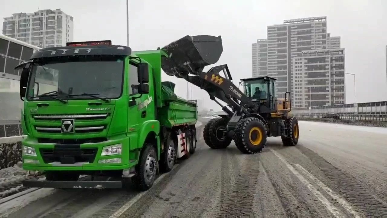 除雪保畅通，凯发天生赢家汽车在行动